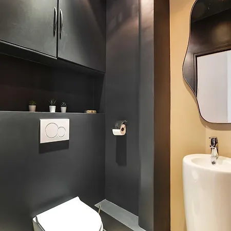 Elegant Parisian -2br 4p- Eiffel Tower 아파트 *